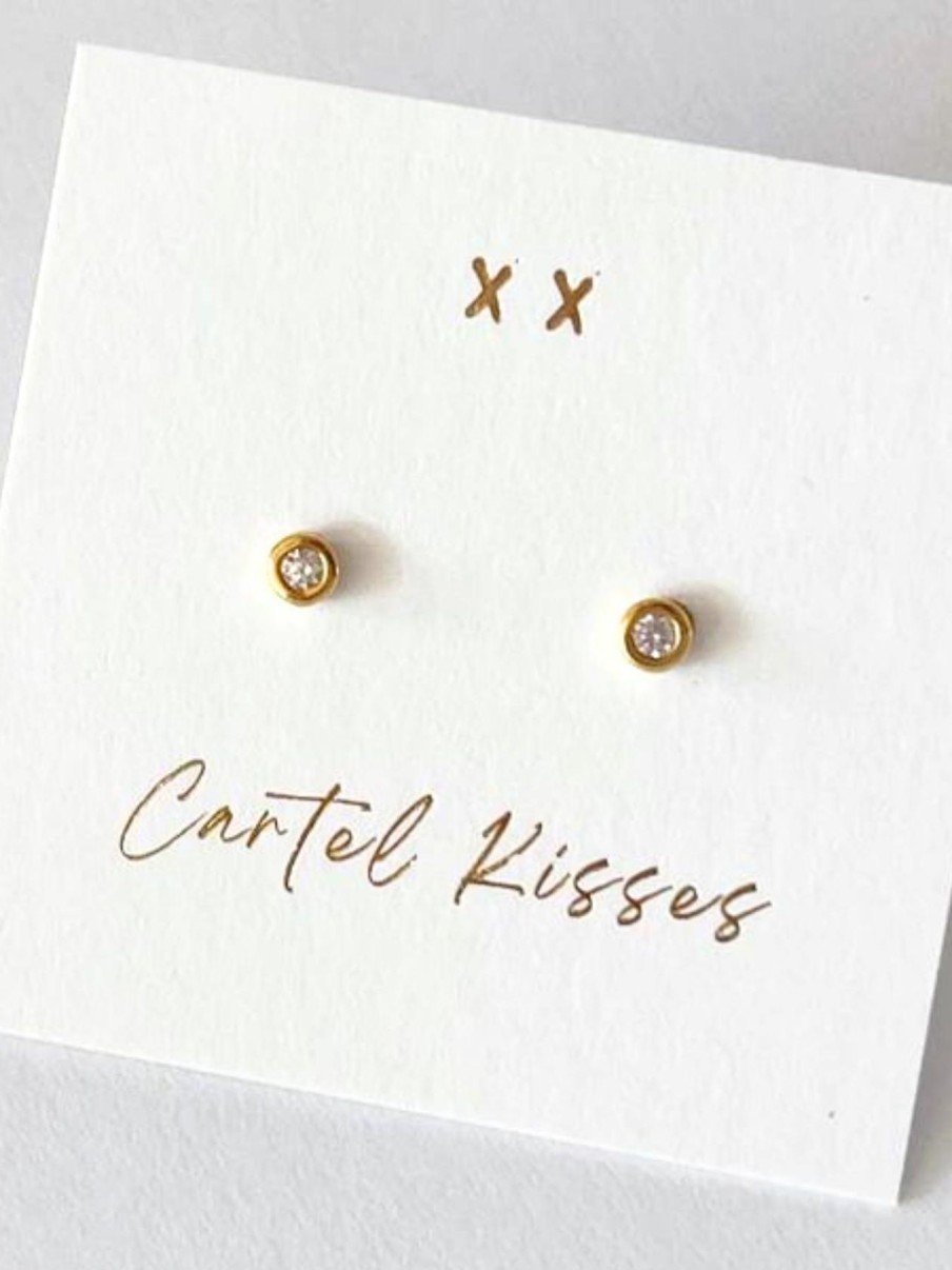 Women Cartel Kisses Jewellery | Bezel Setting